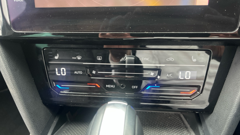 Volkswagen Passat 1.5 TSI EVO R-Line 4dr DSG Petrol Saloon